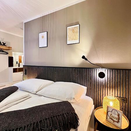 Bamo Studio - City Living Arkaden Lägenhet Klagenfurt am Woerthersee Exteriör bild